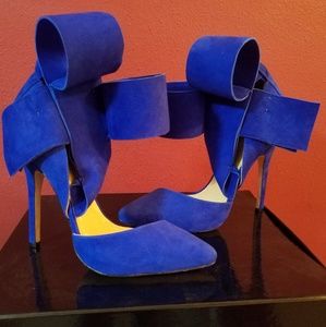 Authentic Aminah Jillil Bow Pumps Blue